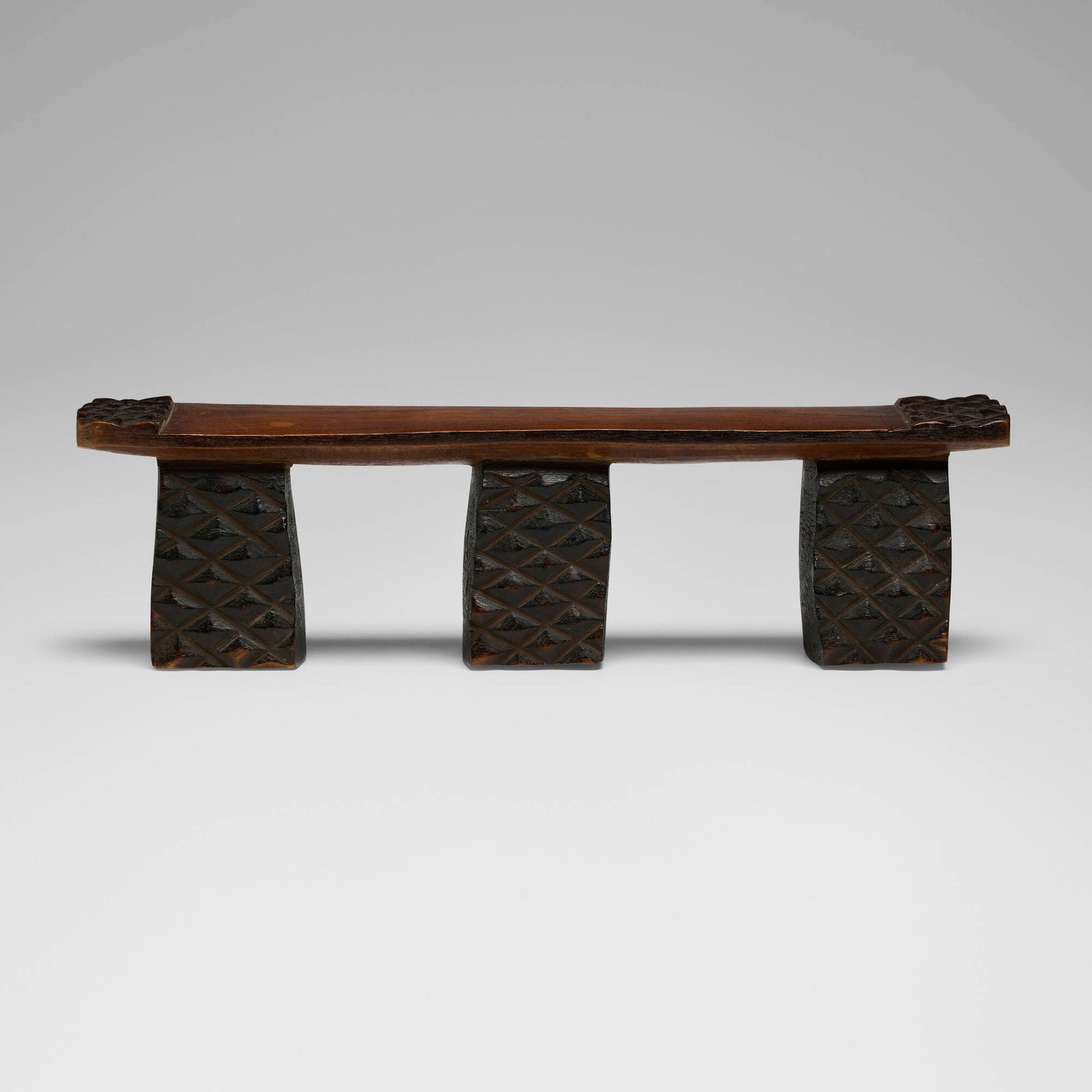 Zulu, Headrest - 2