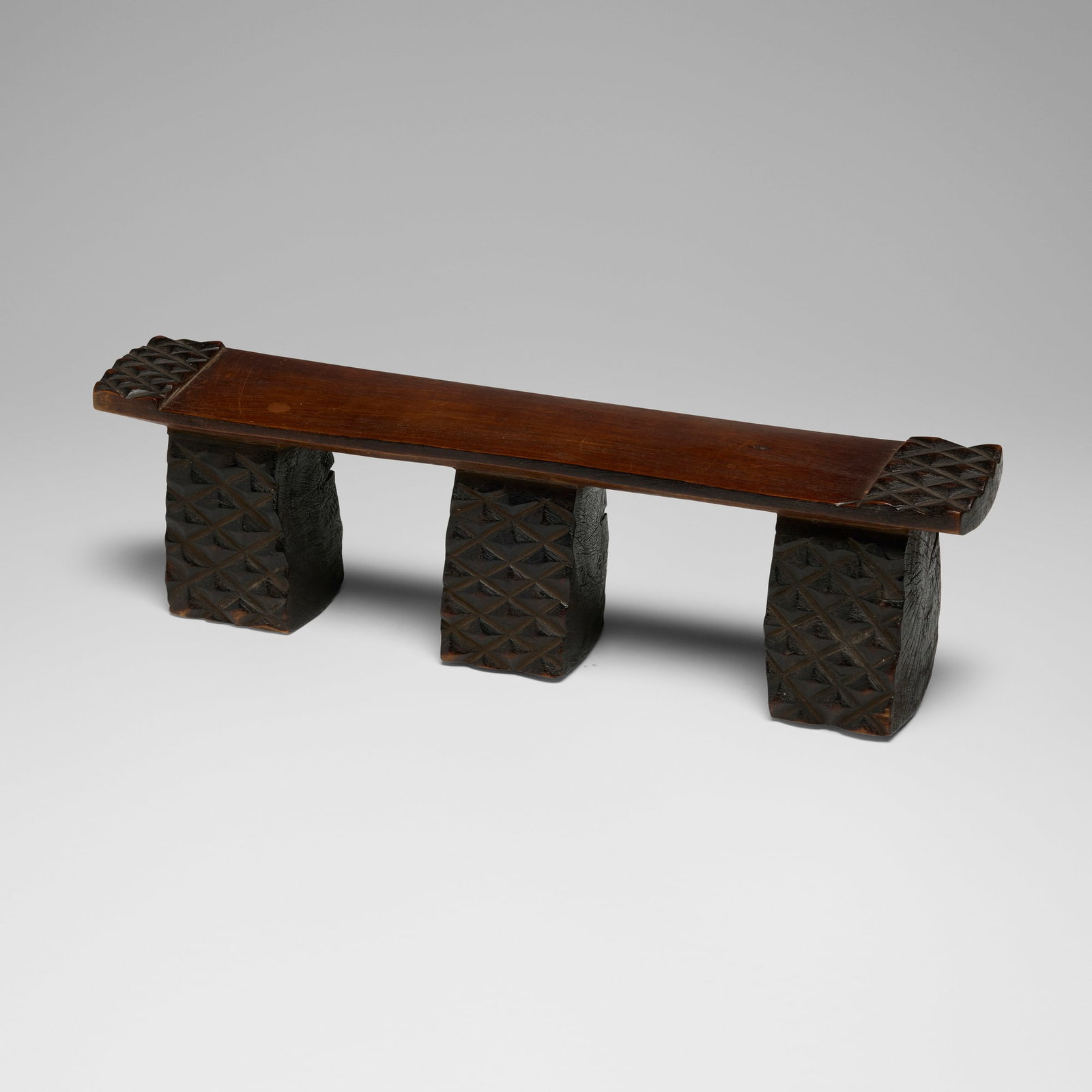 Zulu, Headrest - 3