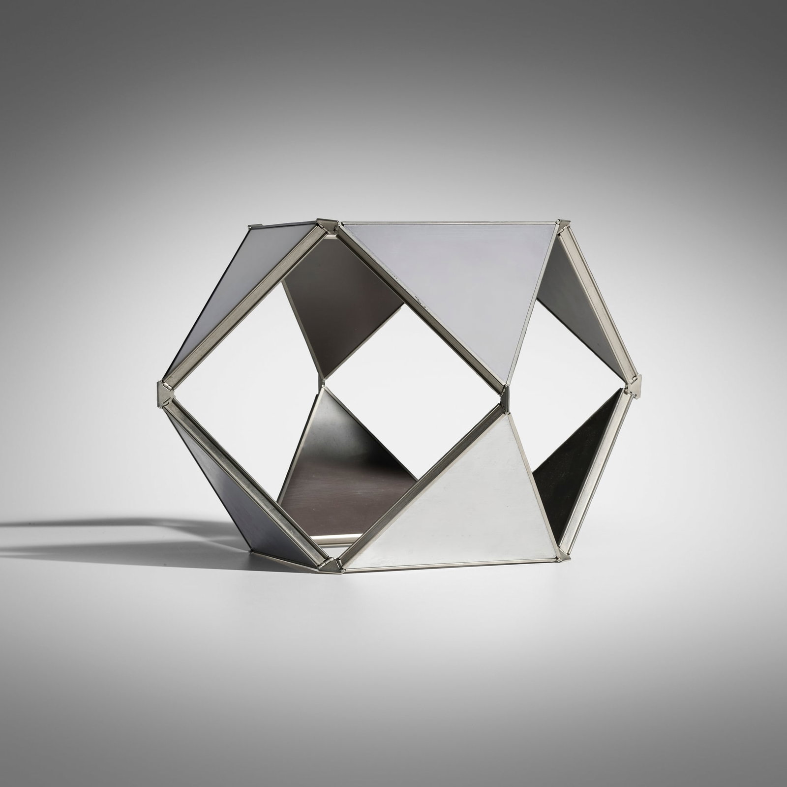 R. Buckminster Fuller, Single-cell Jitterbug: R. Buckminster Fuller Single-cell Jitterbug 1976 aluminum open: 9 h x 9 w x 10 d in (23 x 23 x 25 cm) closed: 6 h x 7 w x 8 d in (15 x 18 x 20 cm) An example of this design is in the permanent