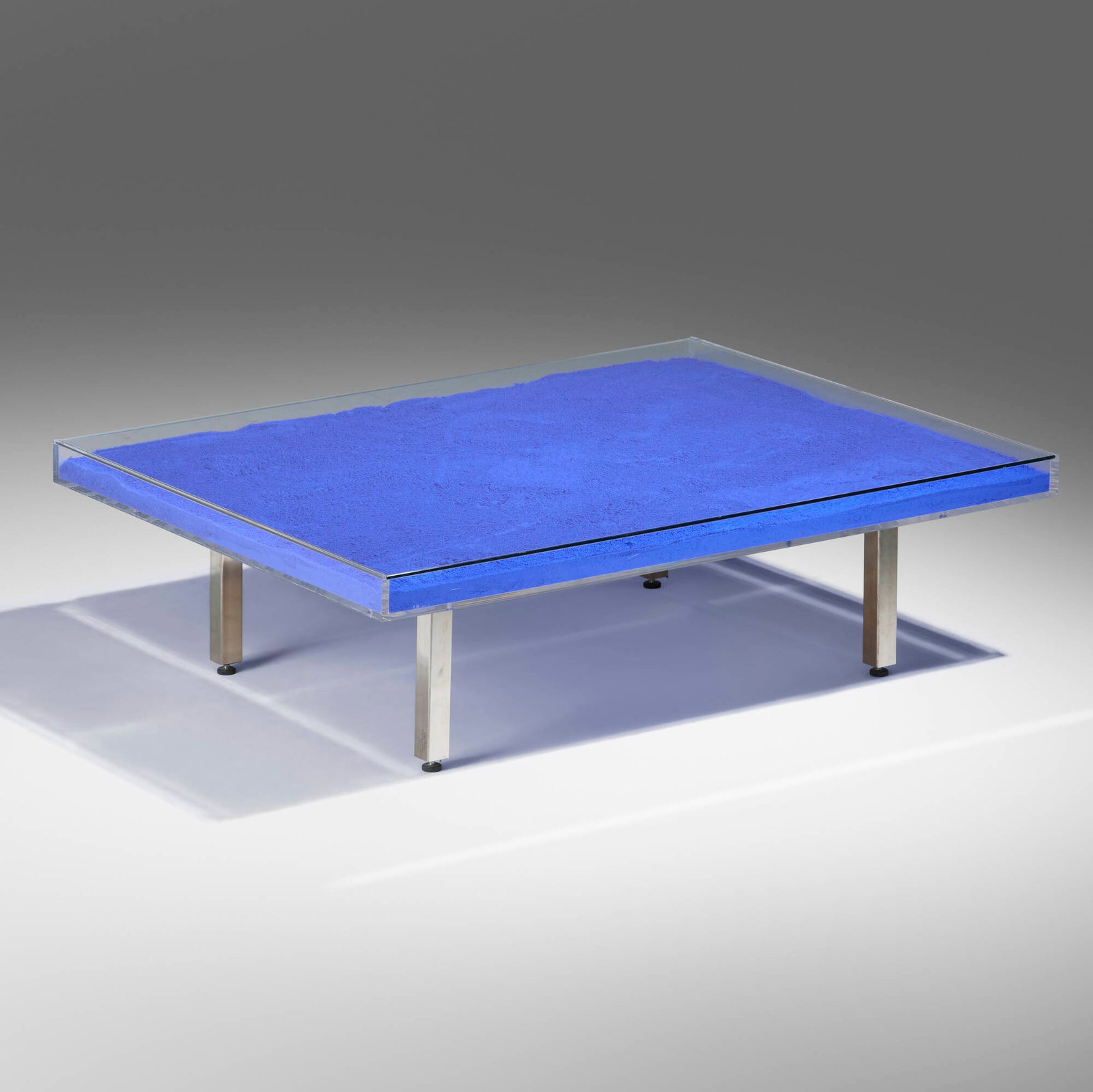 Yves Klein, Table Bleue