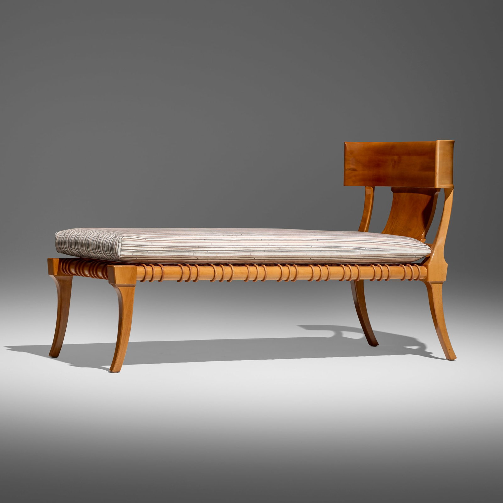 T.H. Robsjohn-Gibbings, Klini chaise, model no. 11 (1 of 5)