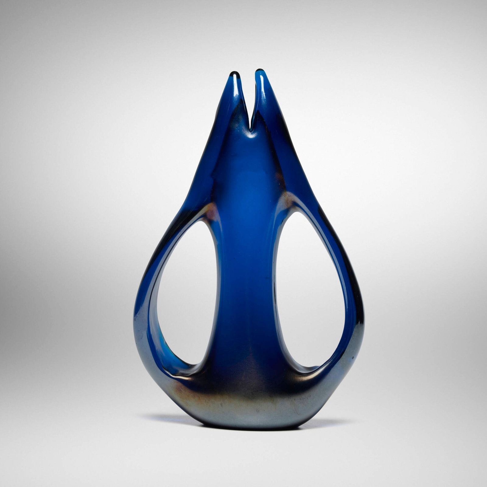 Giorgio Ferro, Anse Volante vase: Giorgio Ferro Anse Volante vase A.V.E.M. Italy, c. 1952 hand-blown glass 12.25 h x 8 w x 3.5 d in (31 x 20 x 9 cm) Literature: Murano Glas 1945-1970, Heiremans, figs. 3-5 illustrate series Murano