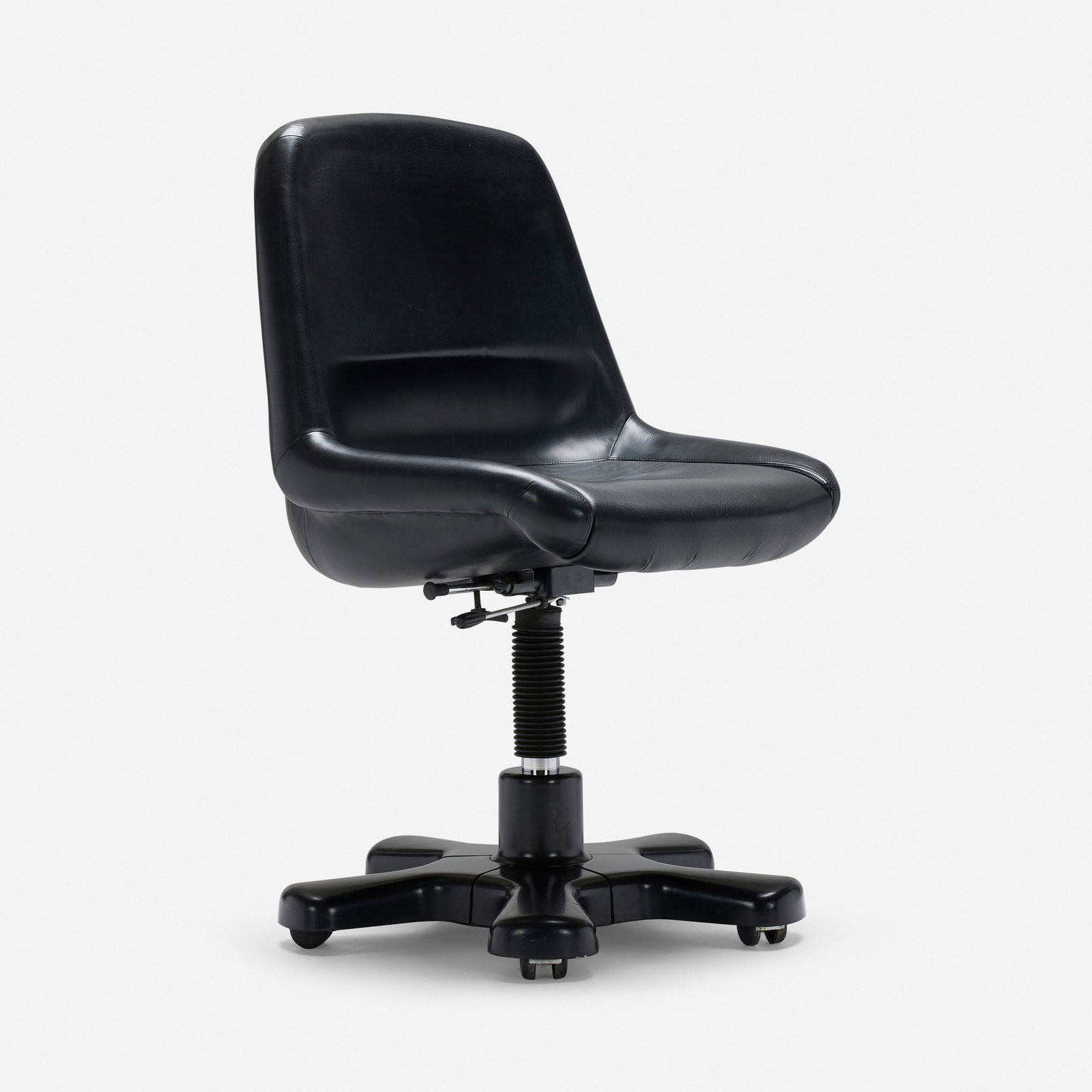 Angelo Mangiarotti, Rare desk chair: Angelo Mangiarotti Rare desk chair Skipper / Comput Italy, 1979 leather, enameled aluminum 37.5 h x 26 w x 27 d in (95 x 66 x 69 cm) This design is a rare example without arms. Provenance: Private