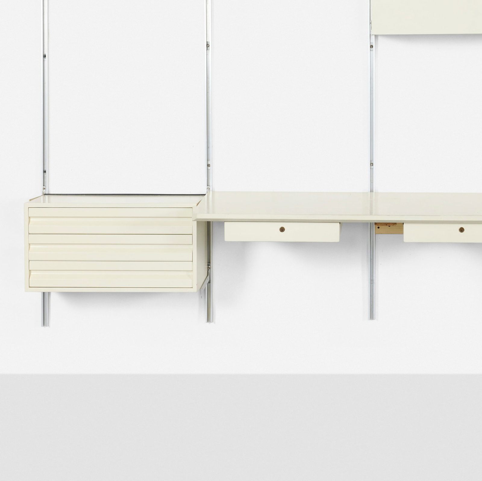 Osvaldo Borsani, Shelving system, model E22 - 3