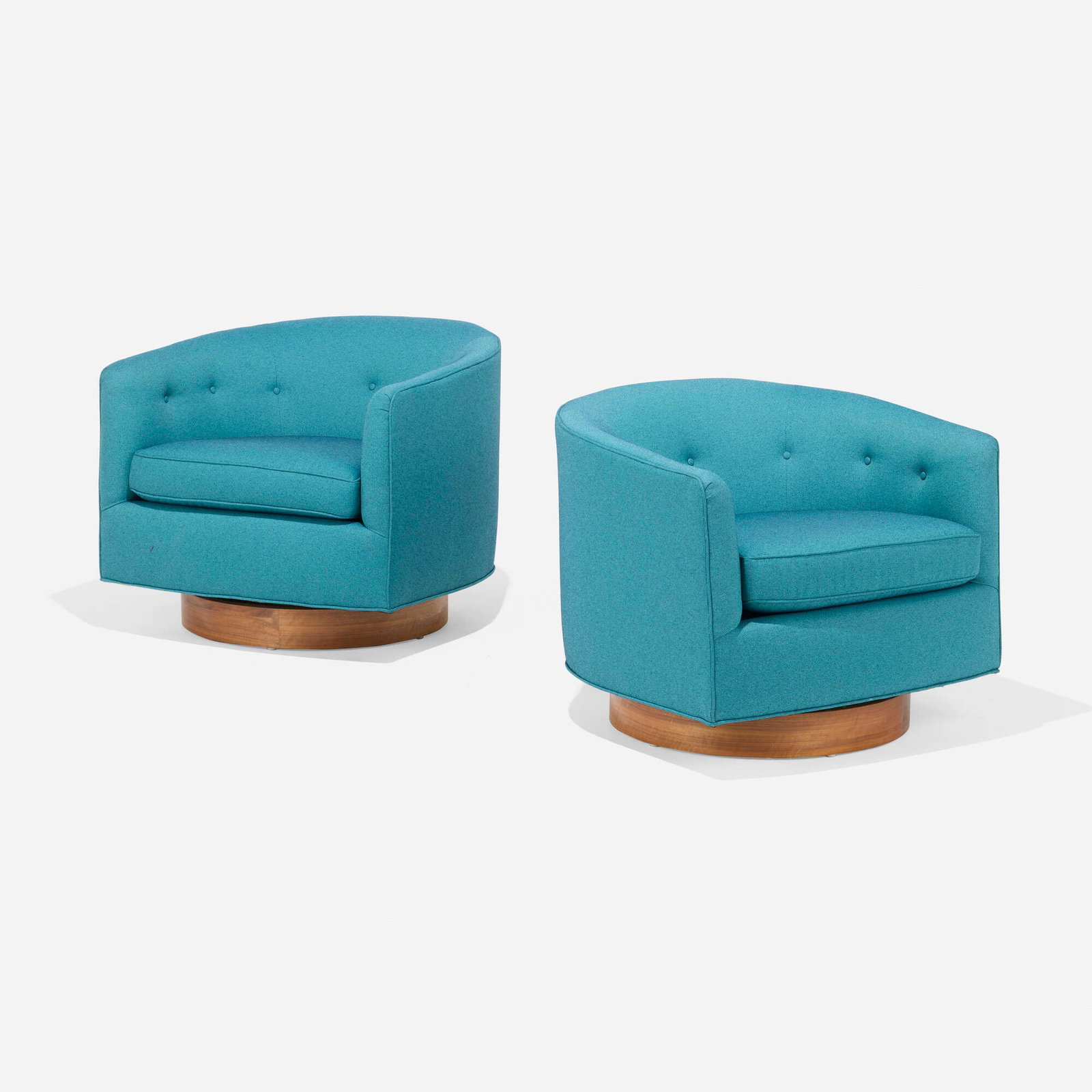 Milo Baughman, Swivel lounge chairs, pair: Milo Baughman Swivel lounge chairs, pair Thayer Coggin USA, c. 1960 Knoll Aegean Hourglass upholstery, walnut veneer 24.5 h x 30.5 w x 30.5 d in (62 x 77 x 77 cm) This work will ship from