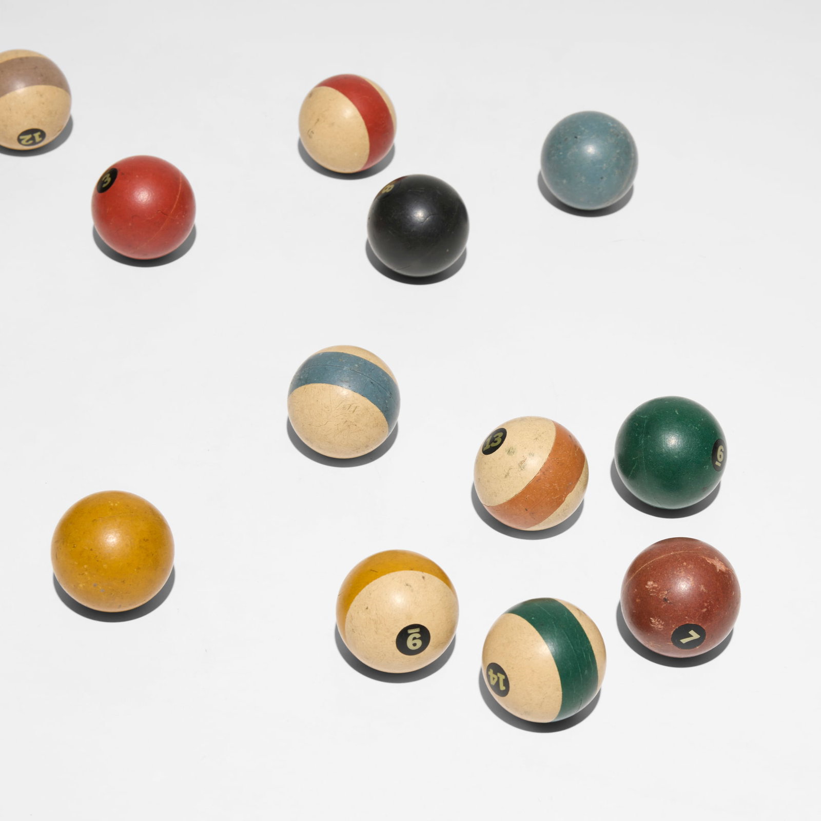 Antique, Billiard balls set - 4