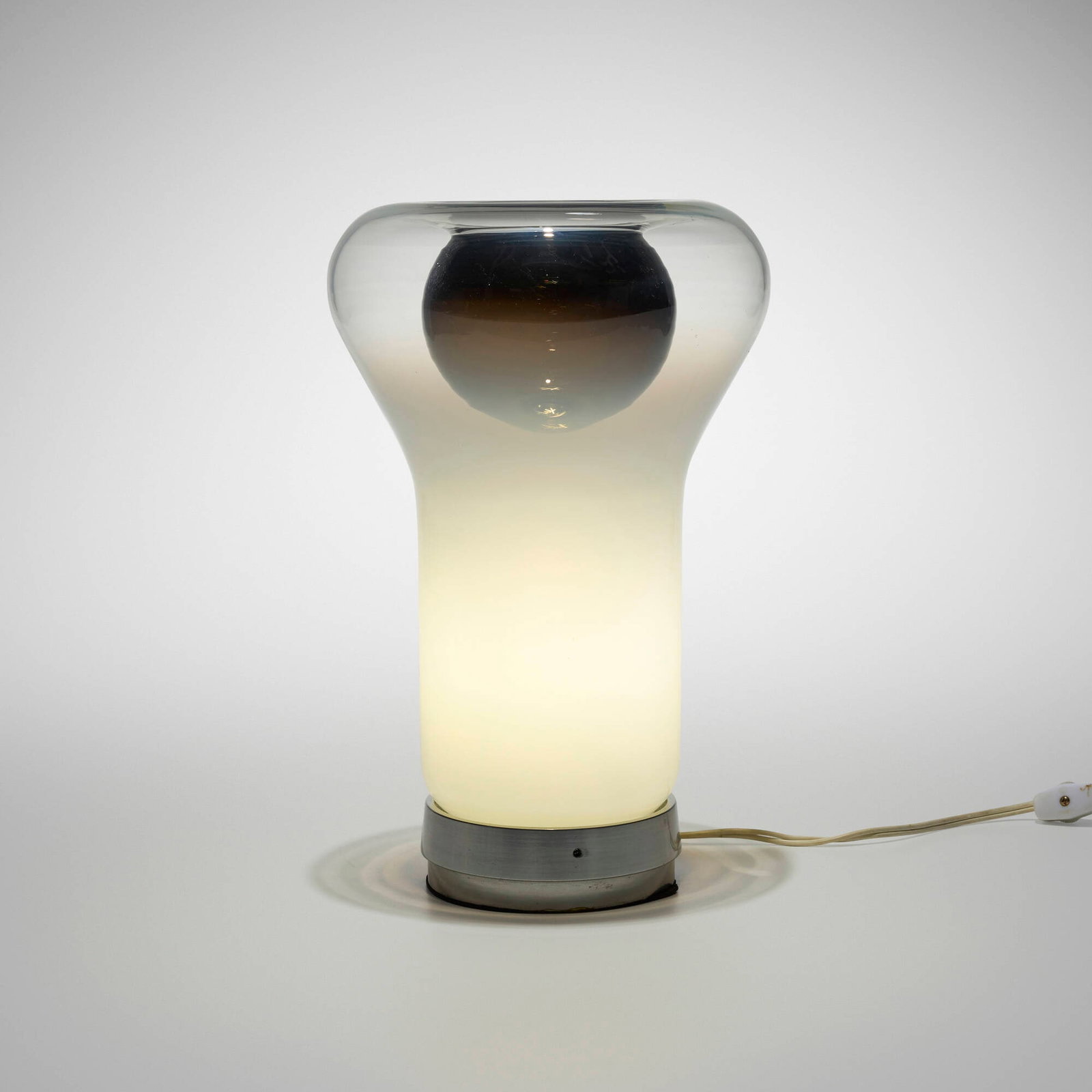 Angelo Mangiarotti, Saffo table lamp (1 of 3)