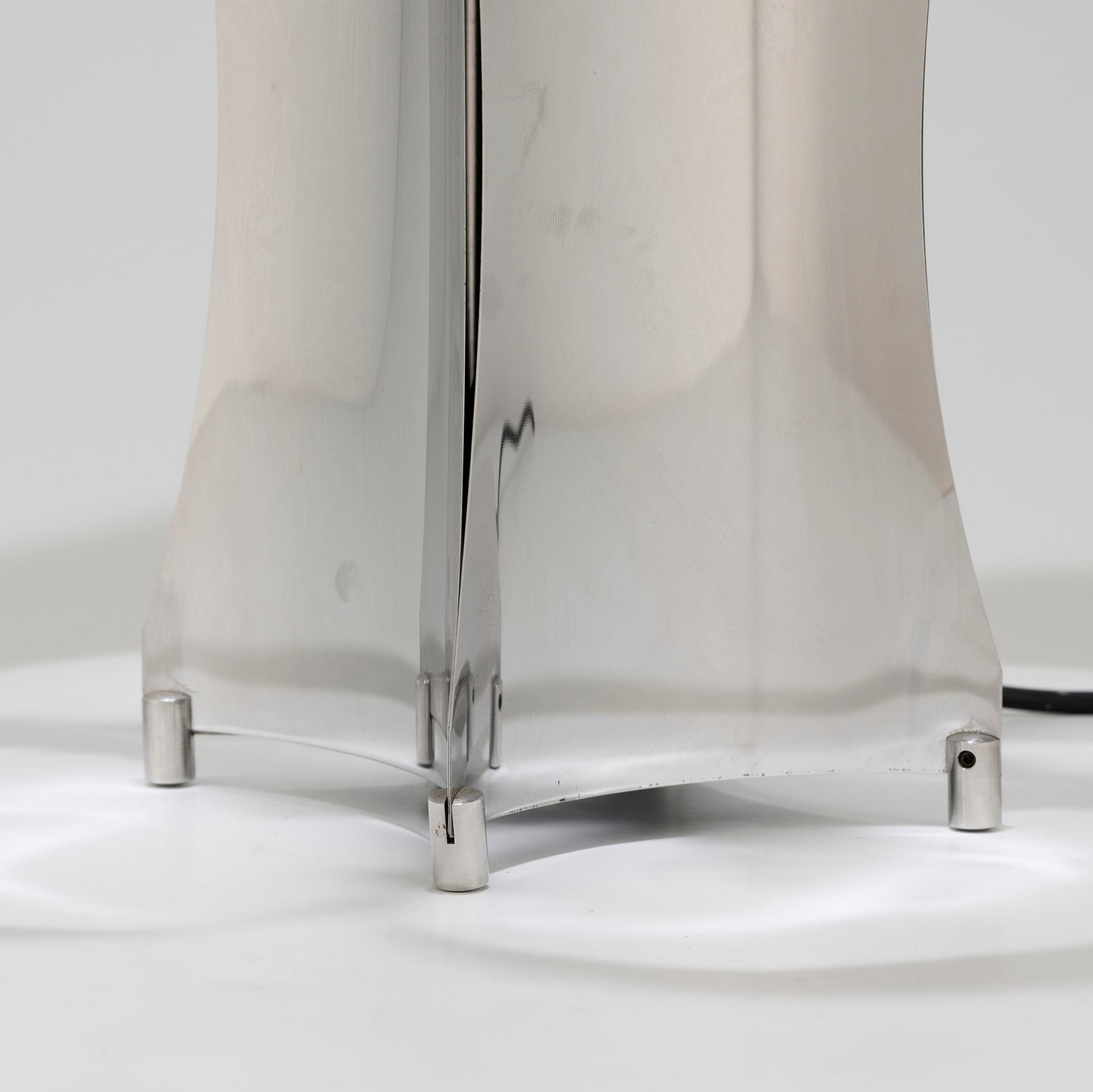 French, Table lamp - 4
