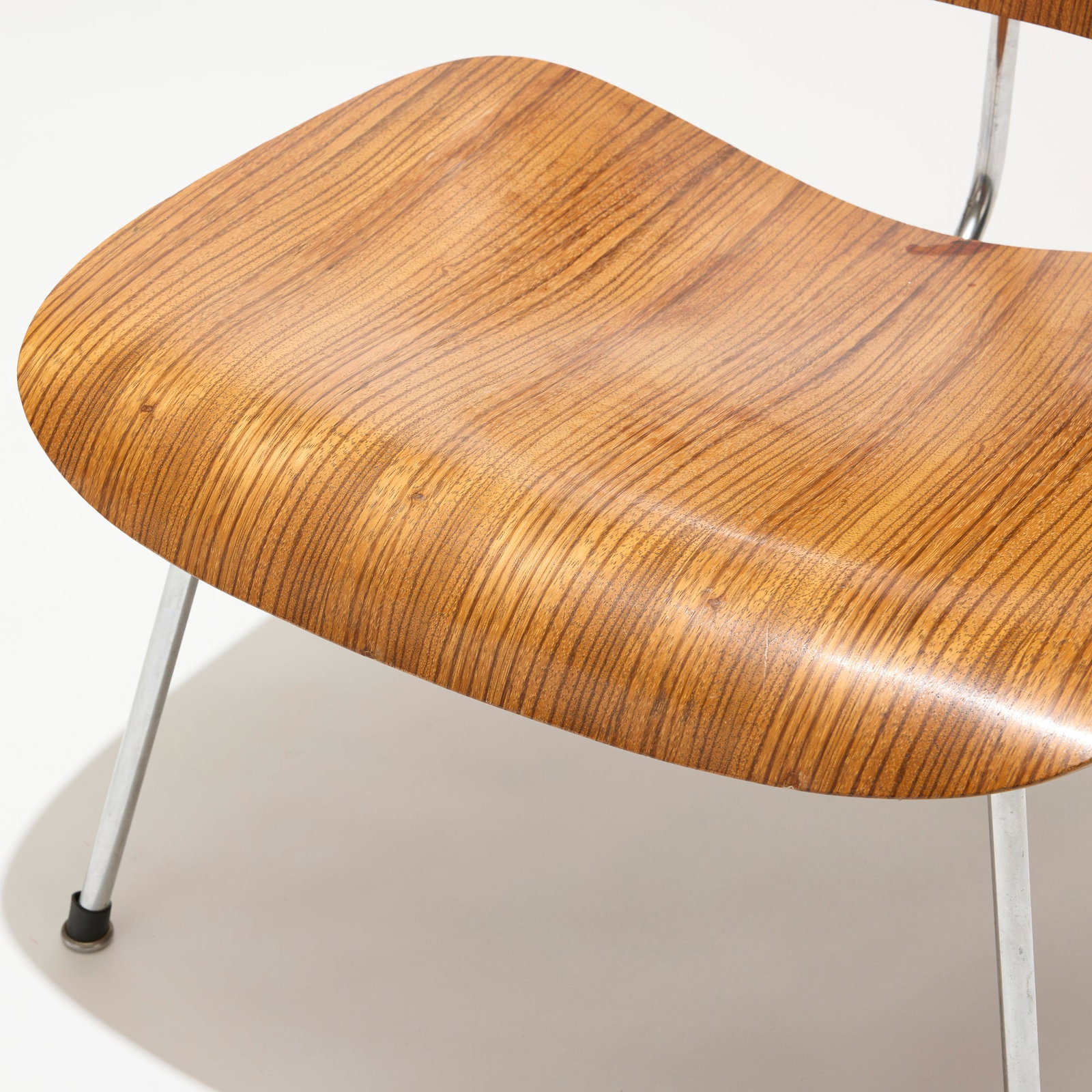 Charles and Ray Eames, LCM - 4