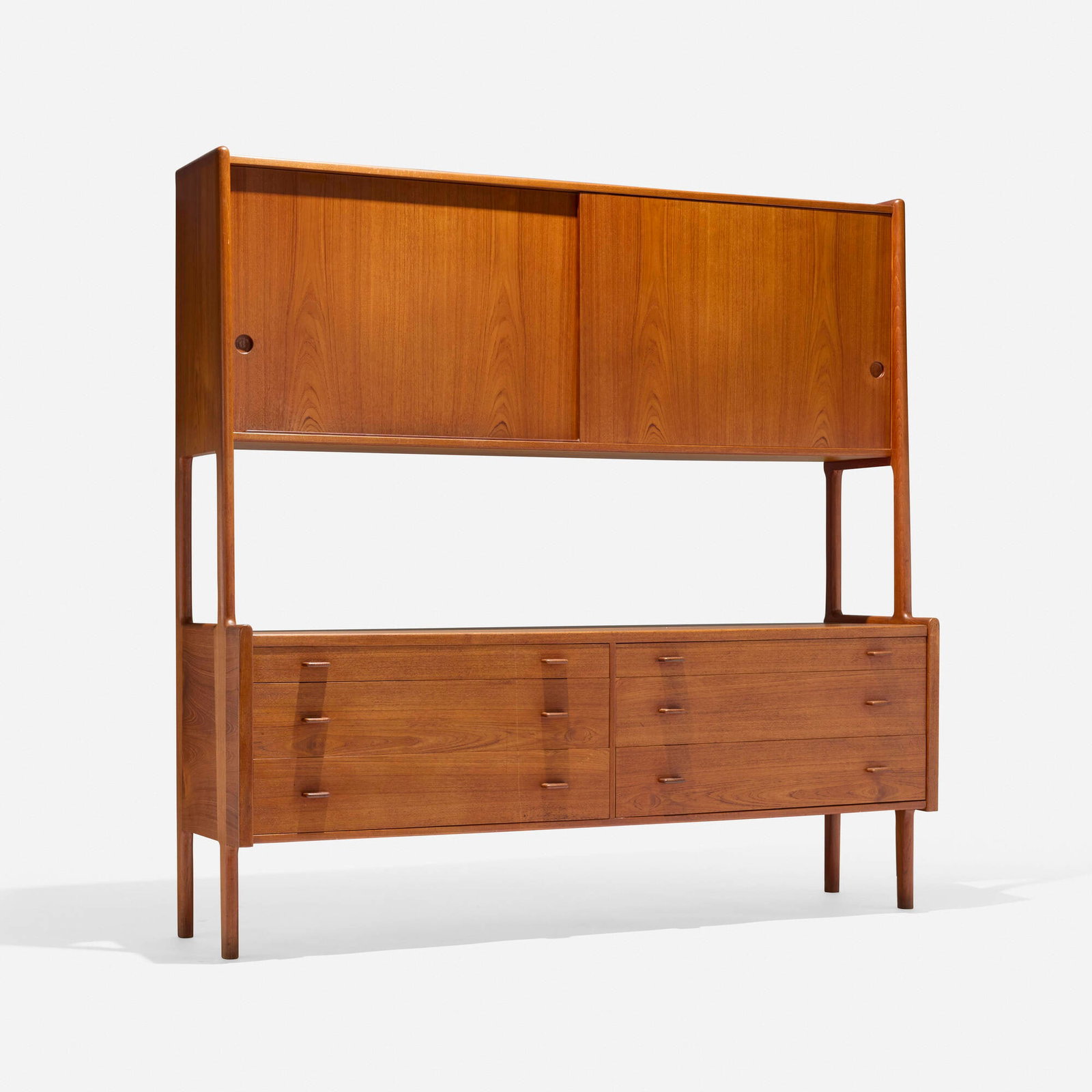 Hans J. Wegner, Cabinet, model RY 24 (1 of 5)