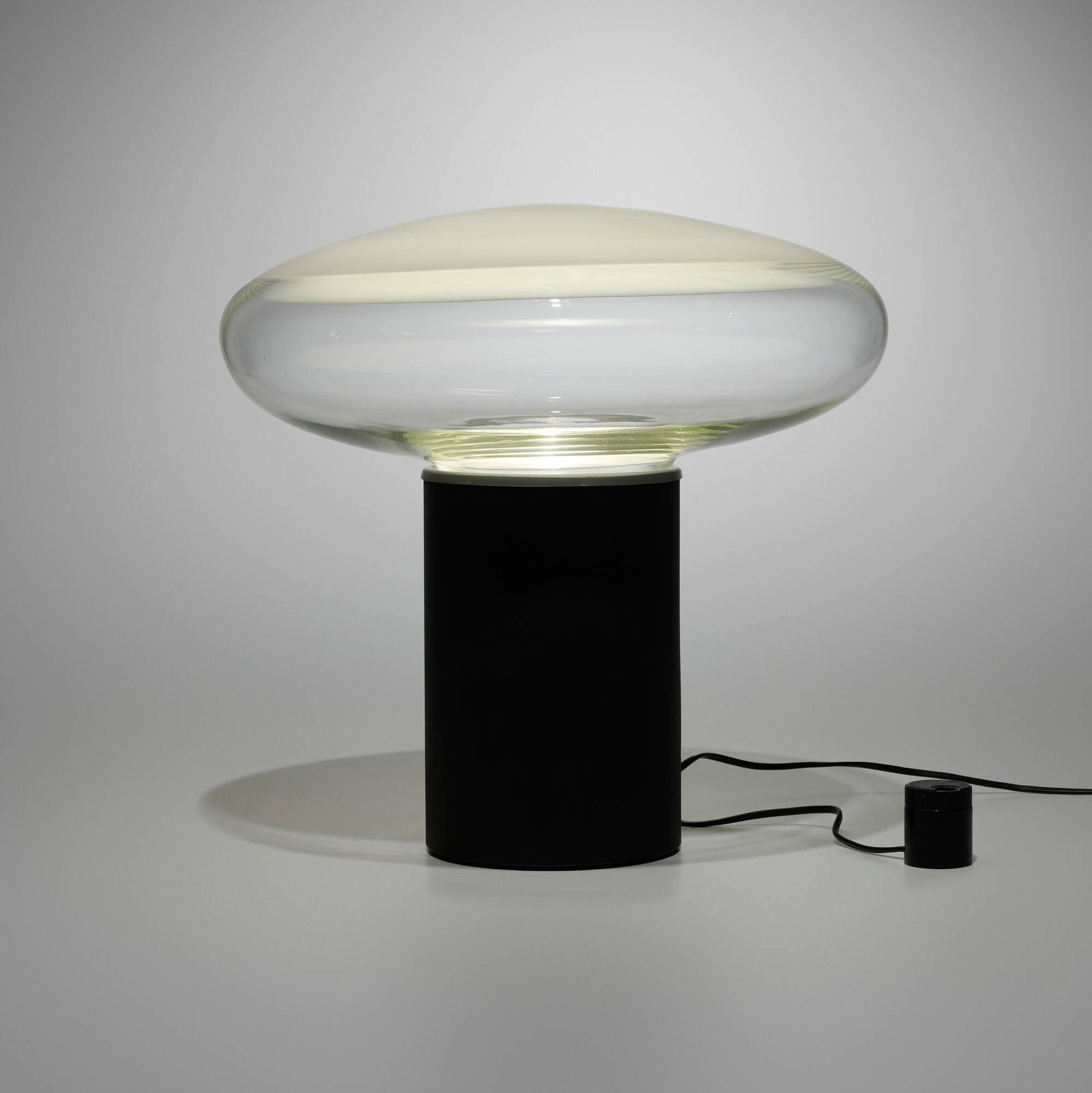 Roberto Pamio, Gill table lamp (1 of 3)