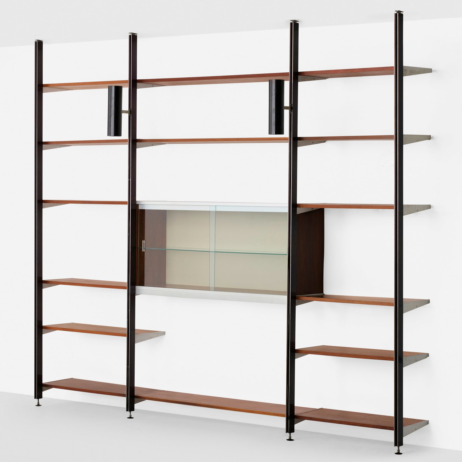 George Nelson & Associates, CSS (Comprehensive Storage System) (1 of 4)