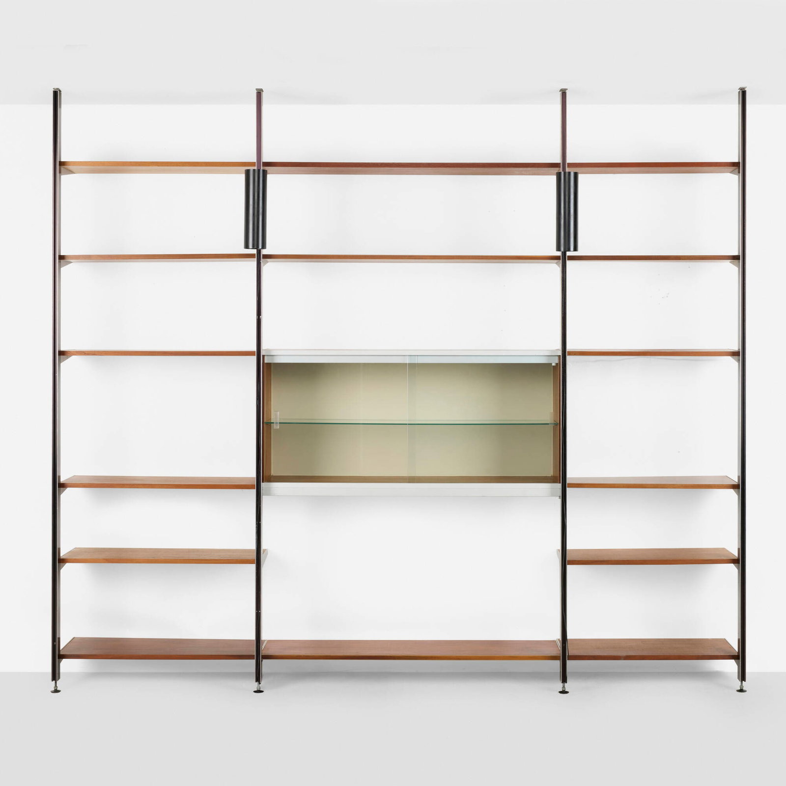 George Nelson & Associates, CSS (Comprehensive Storage System) - 2