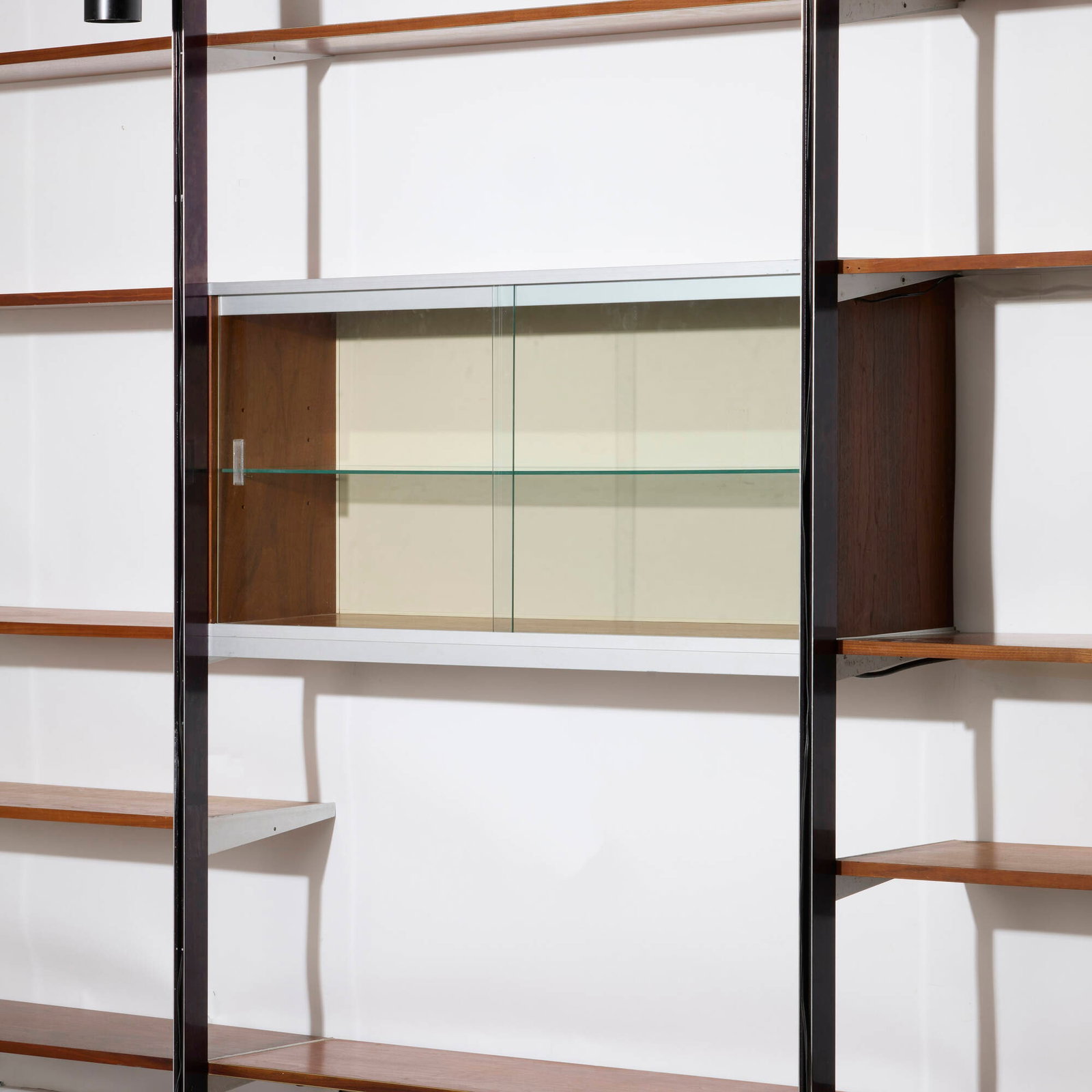 George Nelson & Associates, CSS (Comprehensive Storage System) - 3