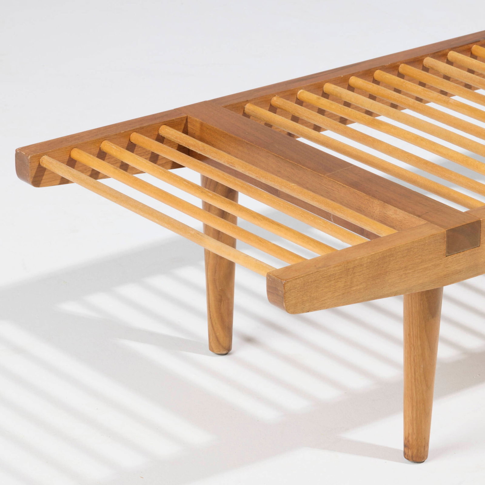 Stanley Young, Bench, model 281 - 4