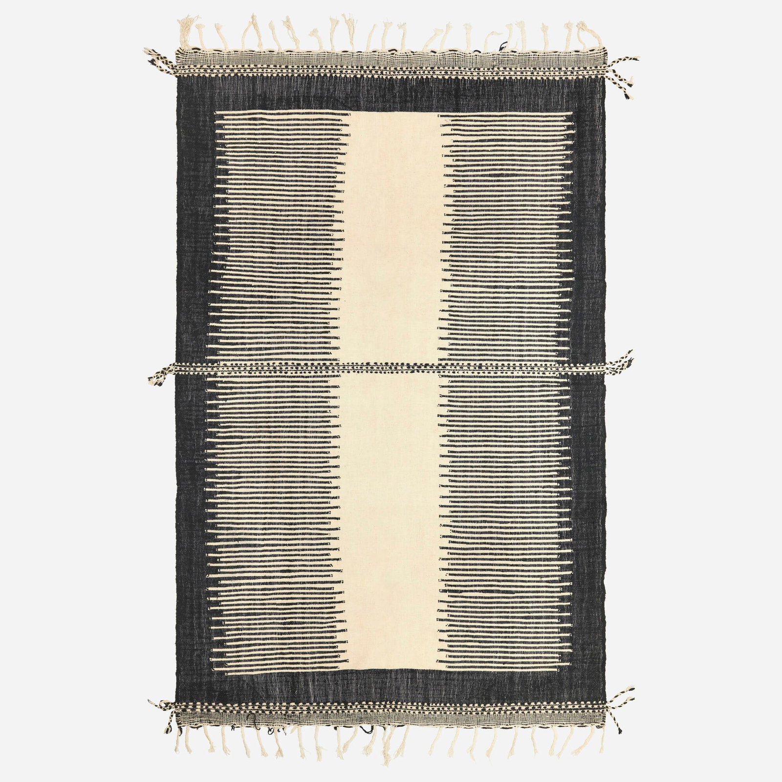 Contemporary, Flatweave carpet: Contemporary Flatweave carpet 21st century hand-knotted wool 7'2" x 11'8" in (218 x 356 cm) Provenance: Collection of Mark McDonald This work will ship from Lambertville, New Jersey.
