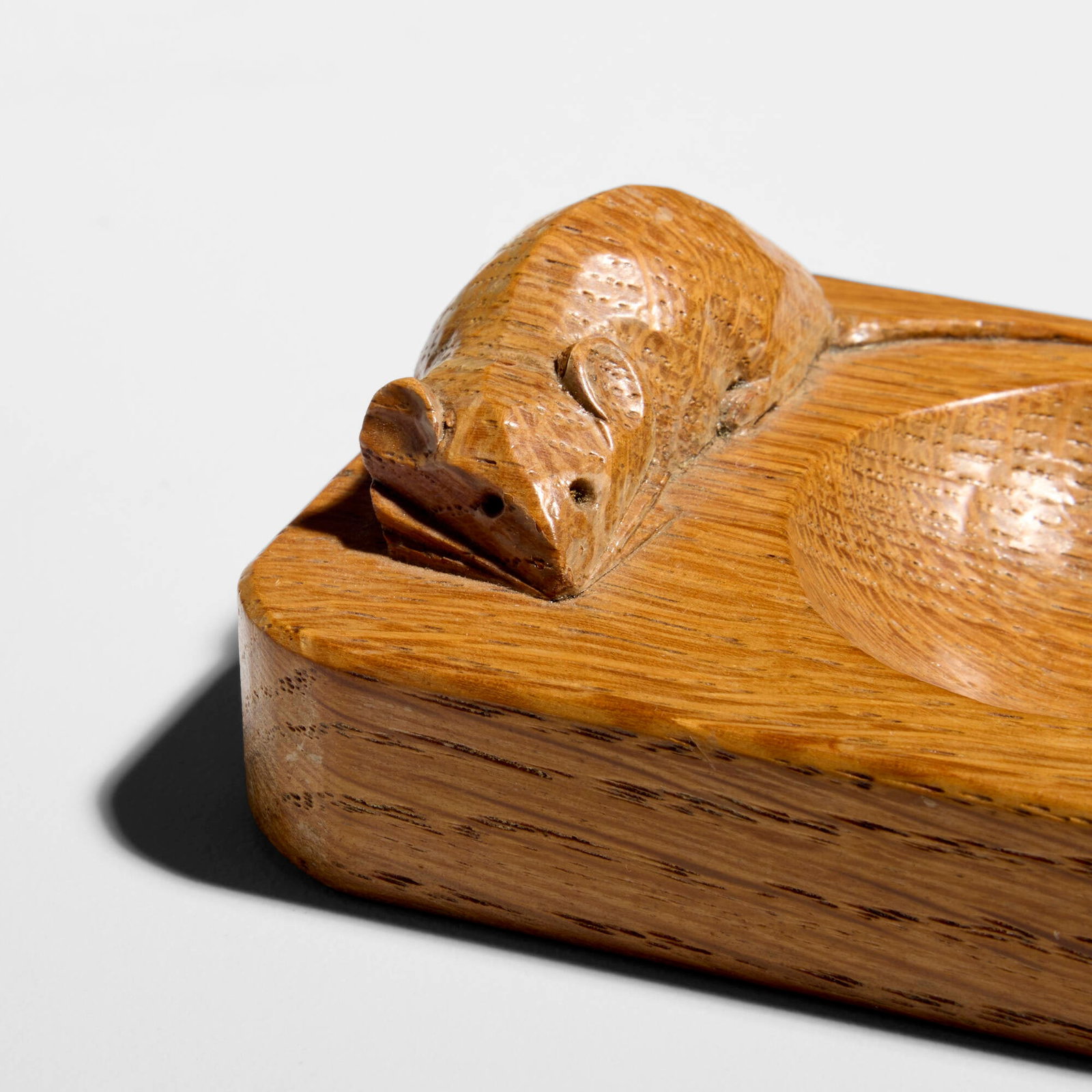 Robert (Mouseman) Thompson, Ashtray - 5
