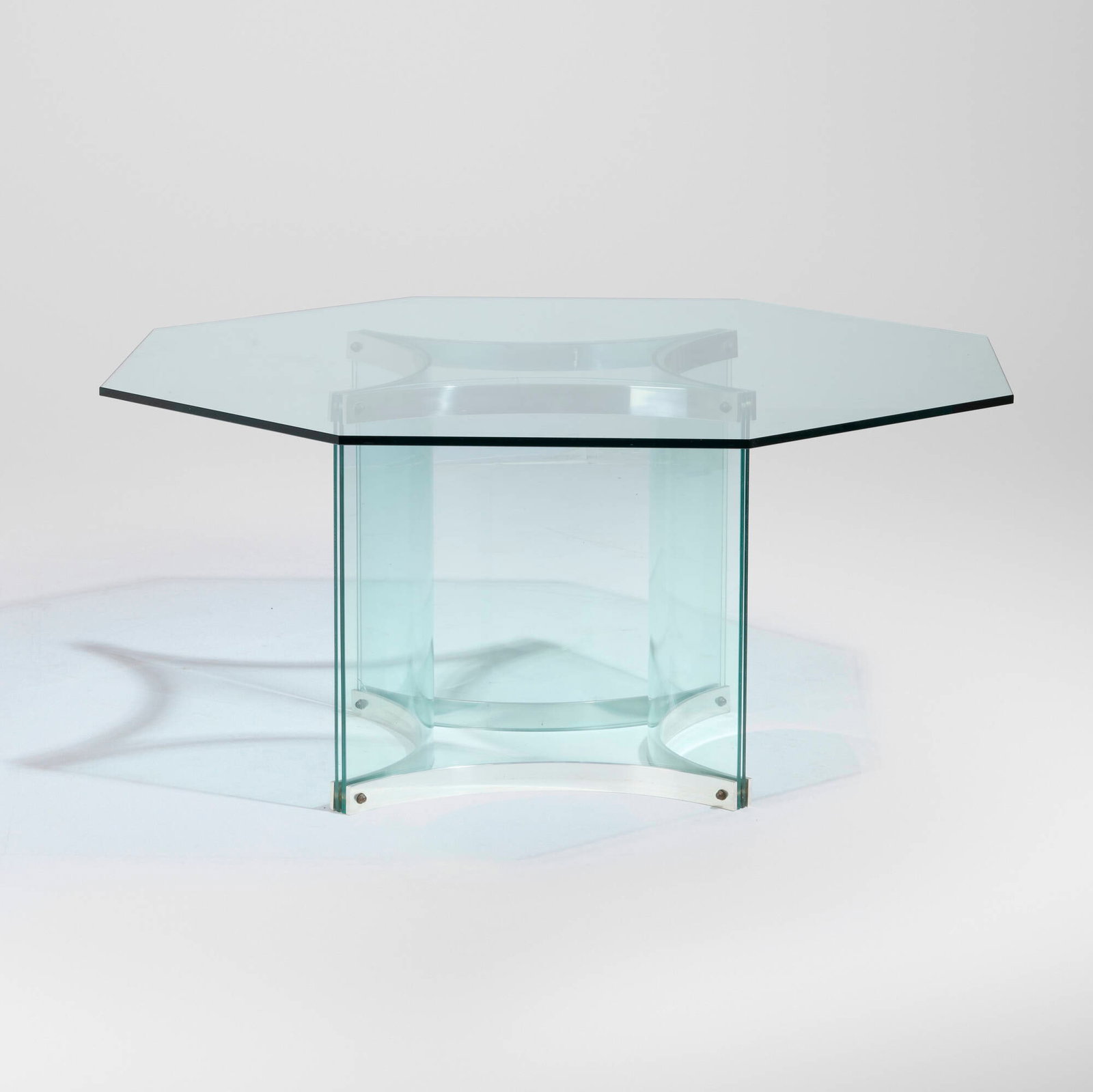 Alessandro Albrizzi, Dining table, model 1000 (1 of 4)
