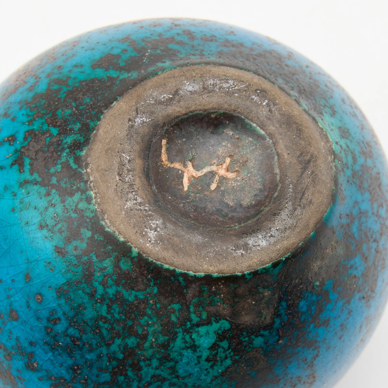 Hans Hedberg, Lidded vessel - 4