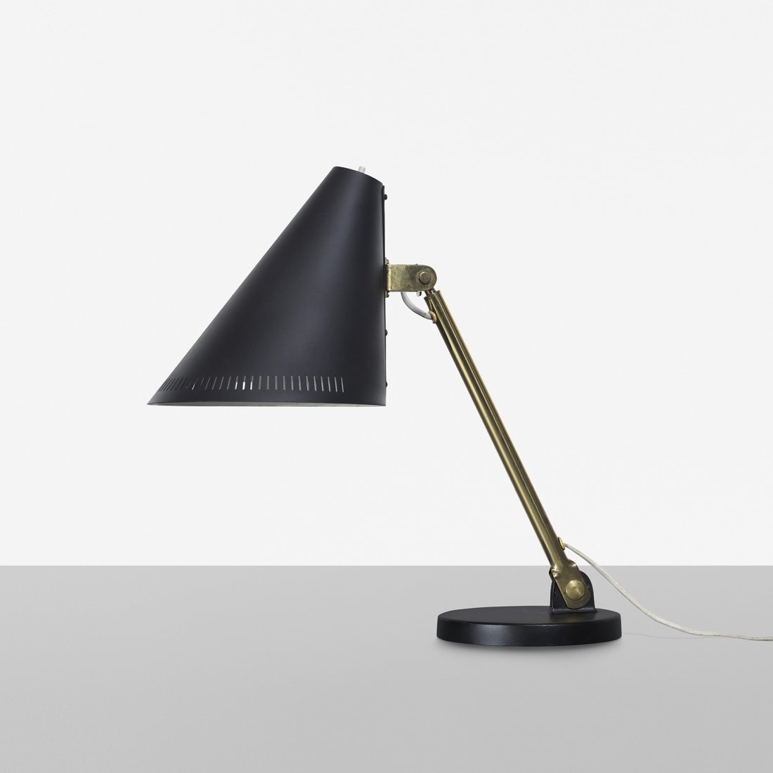 Paavo Tynell table lamp, model 9222: Paavo Tynell table lamp, model 9222 Taito OY Finland, c. 1950 enameled aluminum, brass, enameled steel 7.5 w x 10 d x 18 h inches Signed with cast manufacturer's mark to underside of base: [9222 Taito