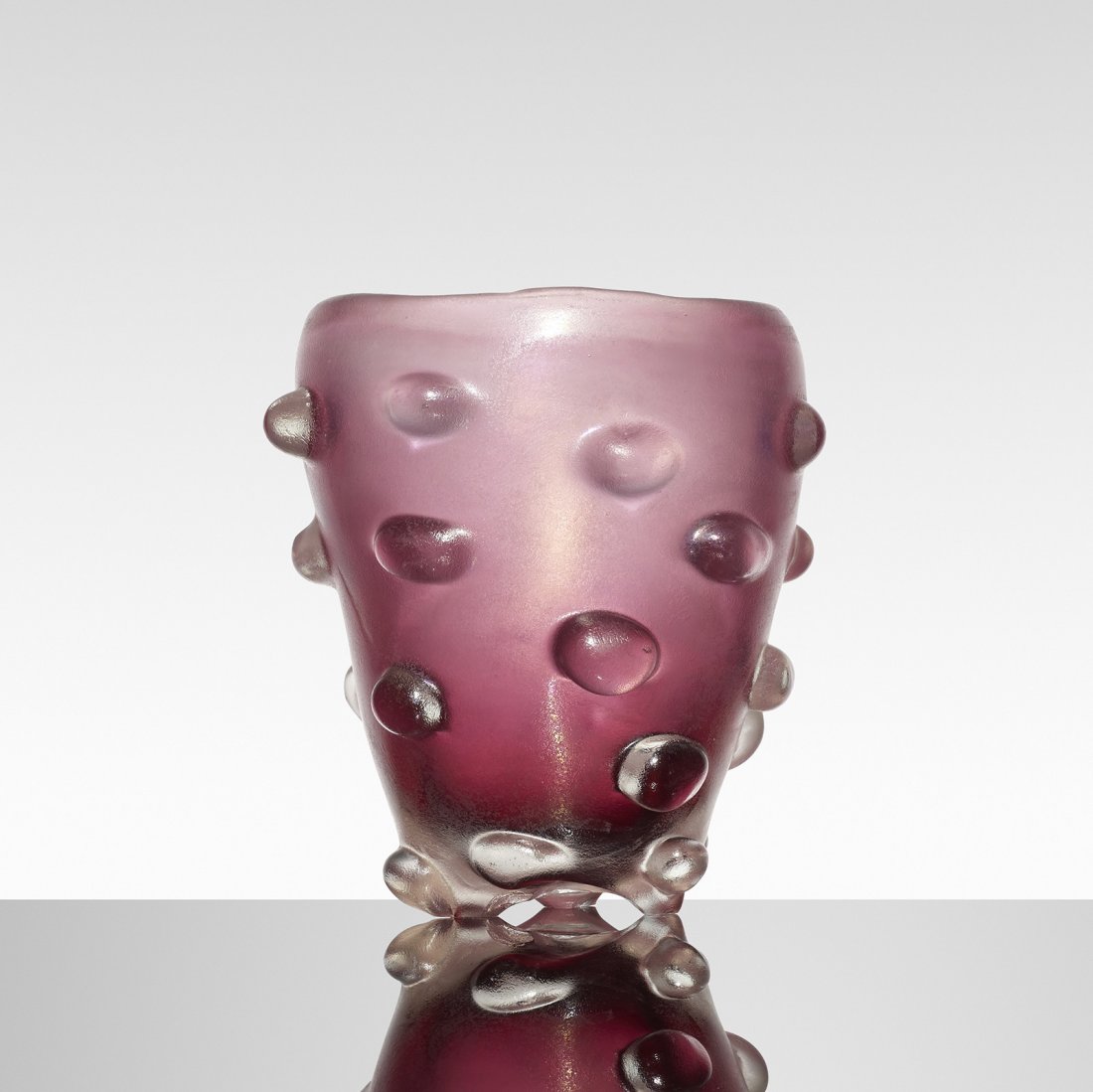 Carlo Scarpa A Bugne vase (1 of 4)