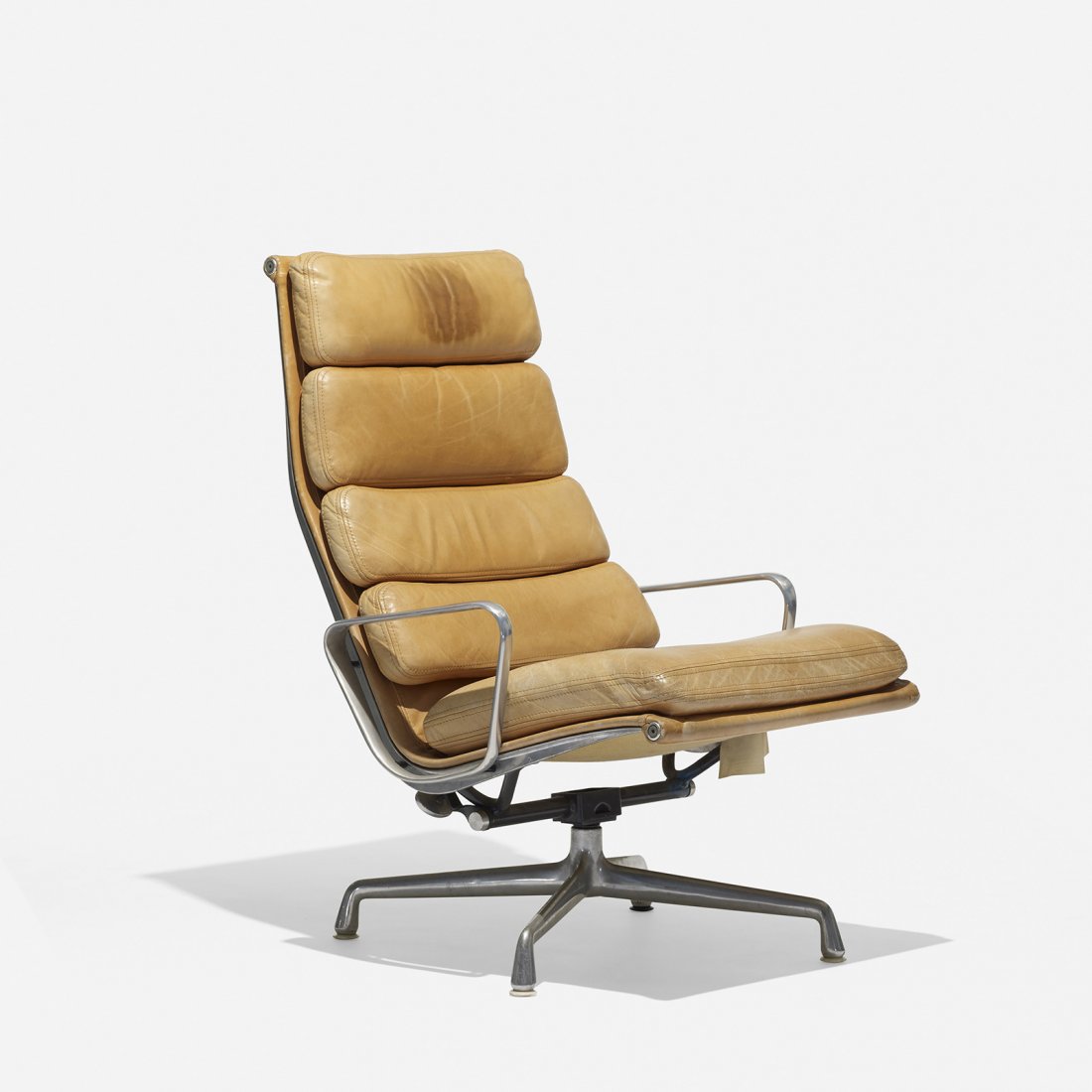 Charles and Ray Eames Soft Pad lounge chair (1 of 3)