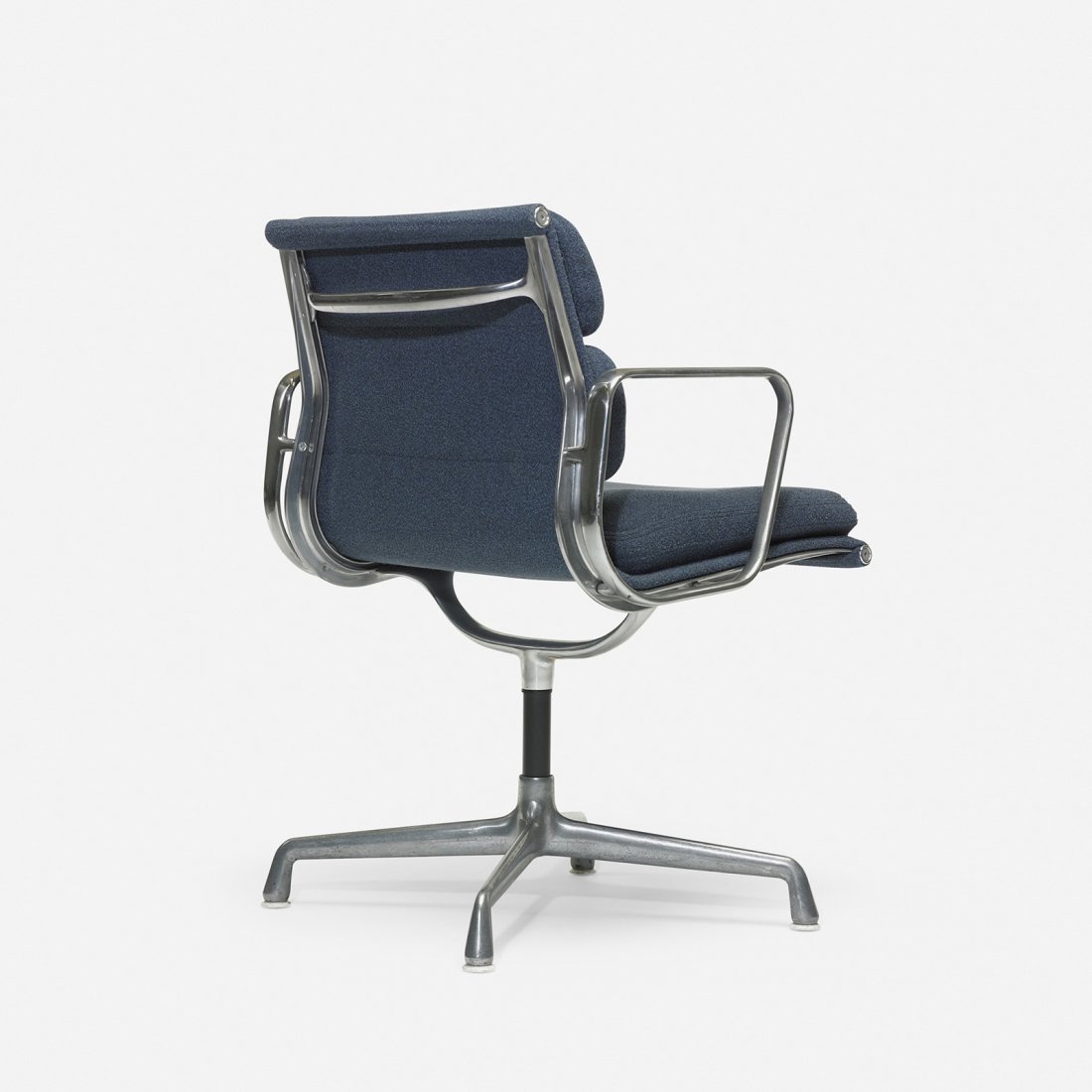 Charles and Ray Eames Soft Pad chair (1 of 6)