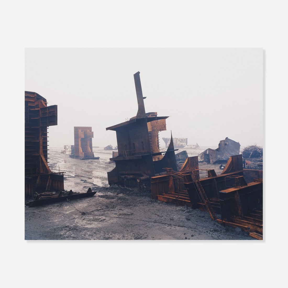 Edward Burtynsky Shipbreaking #10 Chittagong (1 of 2)