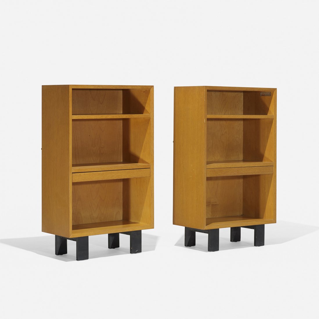 George Nelson & Associates nightstands model 4608, pair (1 of 3)