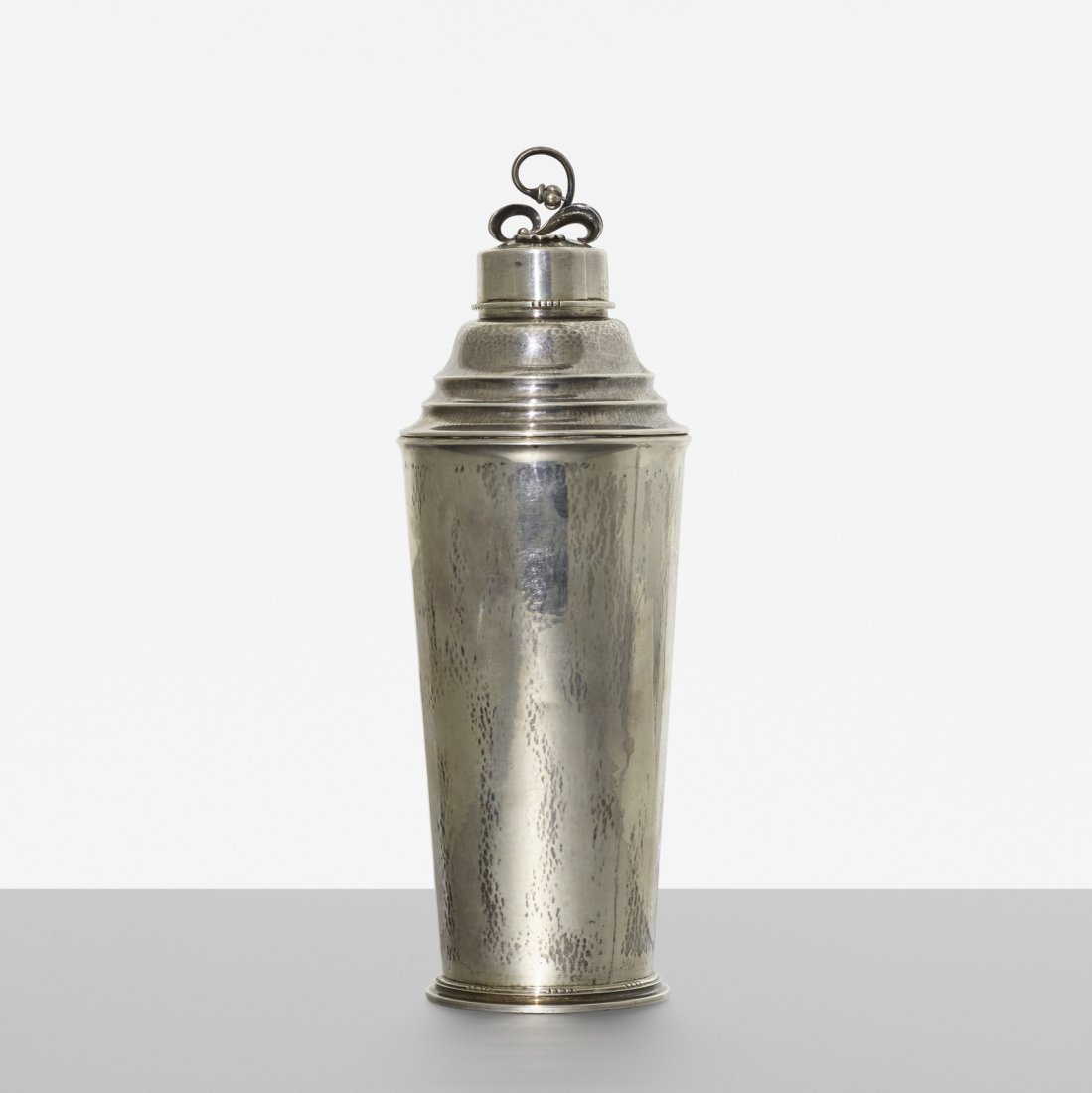 Harald Nielsen, cocktail shaker, model No. 462 B (1 of 2)