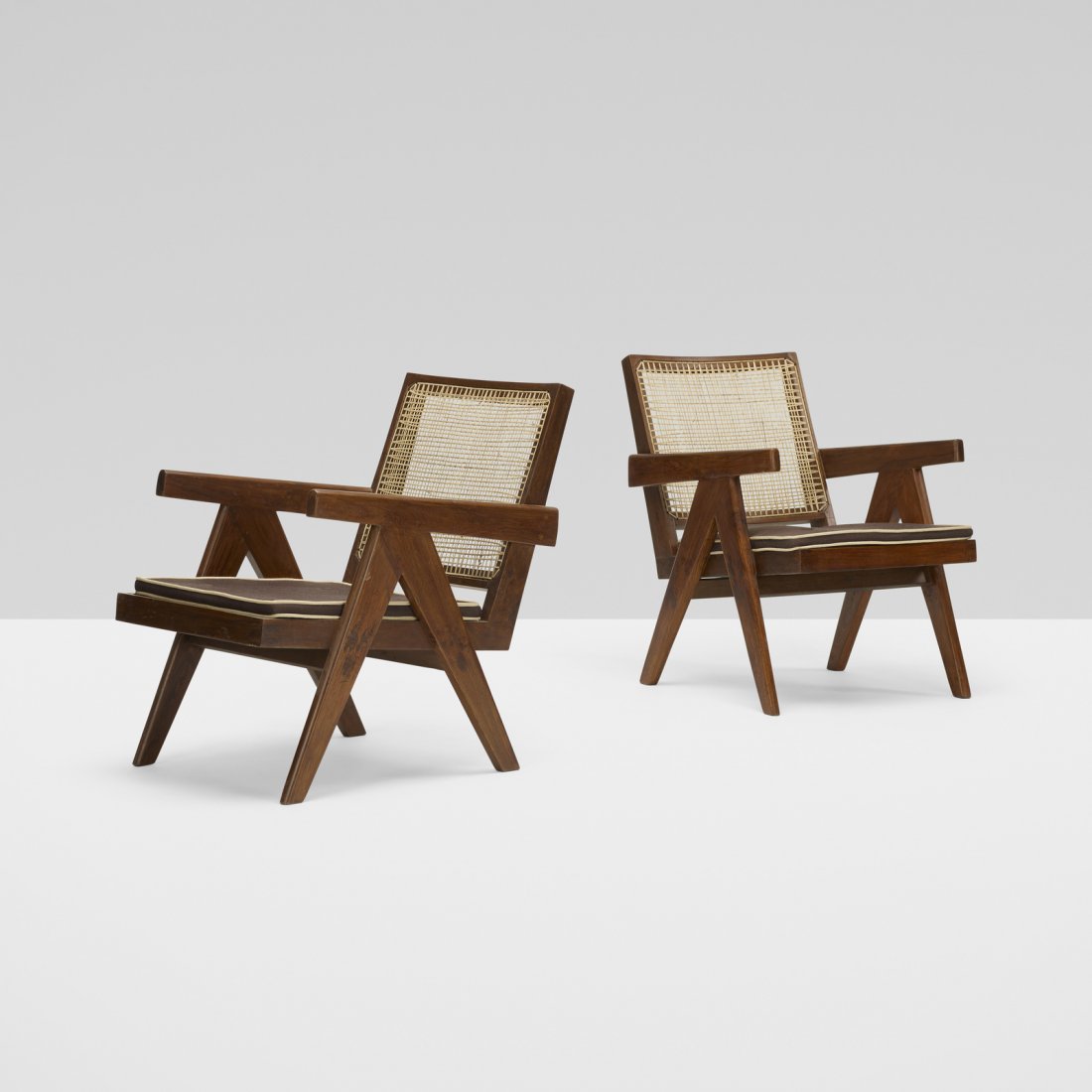 Pierre Jeanneret, pair of Easy armchairs from Chandiarh (1 of 3)
