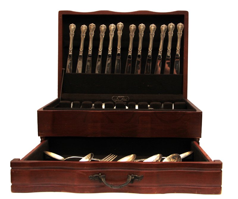 TOWLE STERLING SILVER OLD MASTER  FLATWARE SET 115 PCS (1 of 7)