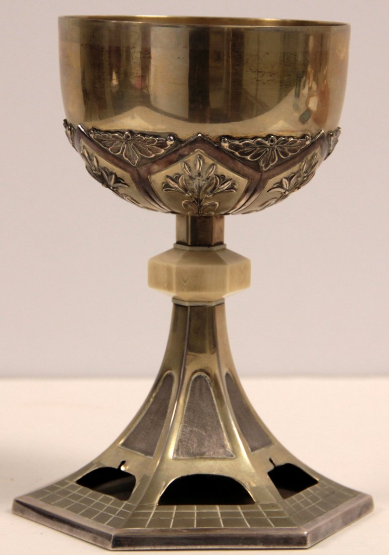 ANTIQUE 800 SILVER EUROPEAN SILVER CHALICE (1 of 5)
