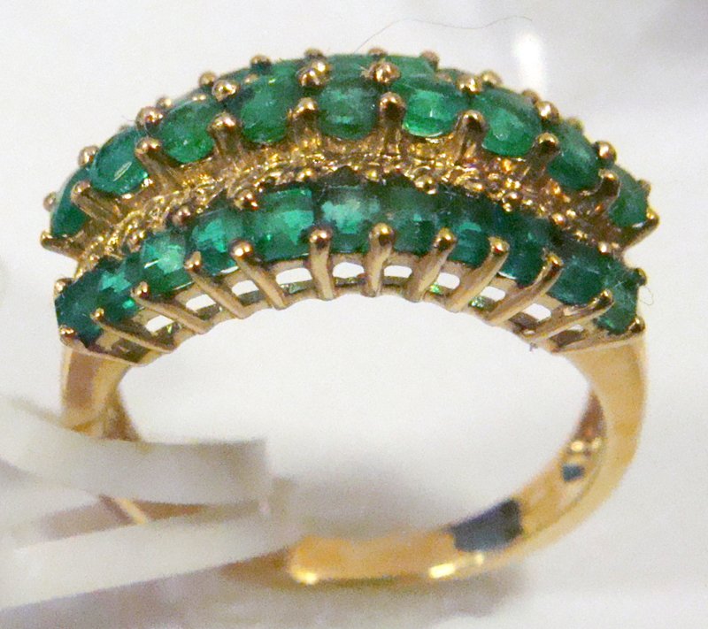 10KT YG EMERALD RING (1 of 4)