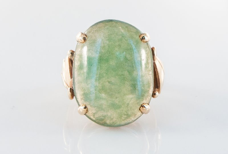 Fine 1950's Nephrite Jade & 14K Yellow Gold Ring (1 of 2)