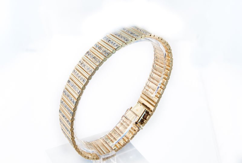 Contemporary Yellow Gold Diamond Bracelet 6.25Cts (1 of 1)