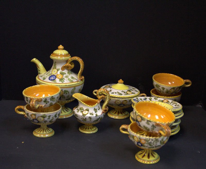 15 PC Italian Majolica Teaset (1 of 7)