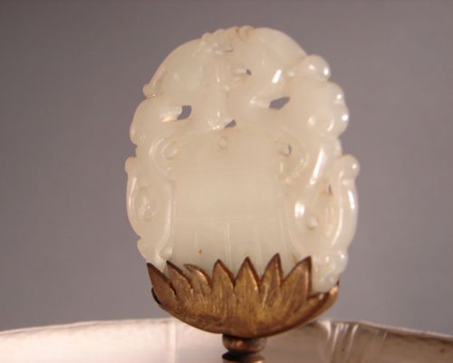 Oriental vase form table lamp with scenic figural - 3