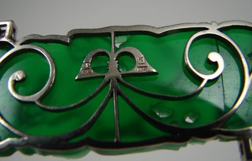 18k White Gold, Green Jade & Diamond Art Deco Pi - 5