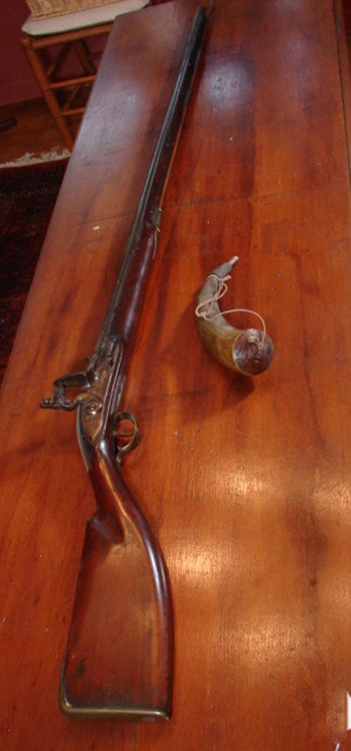 18th c. Flintlock Musket with cherry stock powder