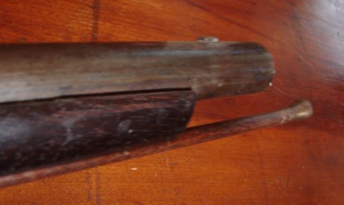 18th c. Flintlock Musket with cherry stock powder - 7
