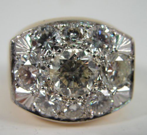 Men's Diamond & Yellow Gold Ring. Ring is mounted - 4