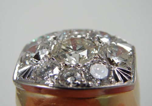 Men's Diamond & Yellow Gold Ring. Ring is mounted - 5