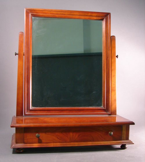 Stickley Cherry Hepplewhite style Shaving Mirror w: Stickley Cherry Hepplewhite style Shaving Mirror with drawer. 22 1/2" tall x 12 3/4" wide x 7 1/2" deep.