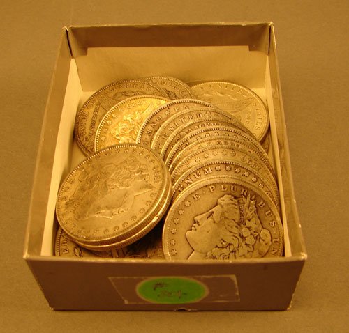 Nineteen mixed Morgan Dollars VG/AU