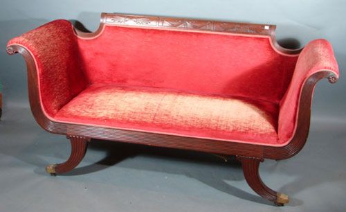 Antique Federal Style Mahogany Settee / Sofa