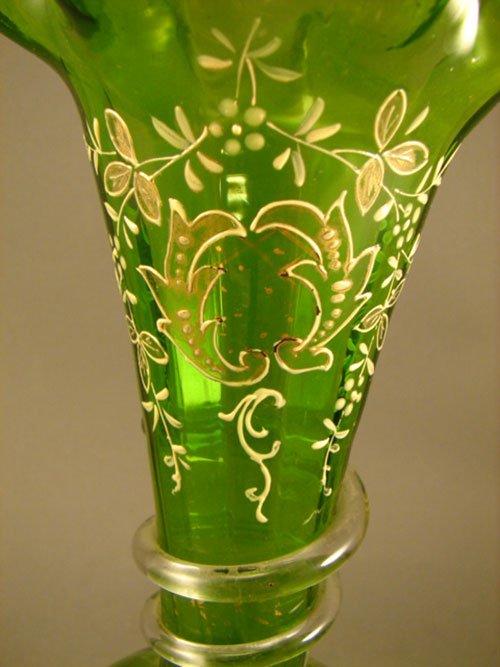 Antique Art Glass Vase. Victorian emerald green gl - 4