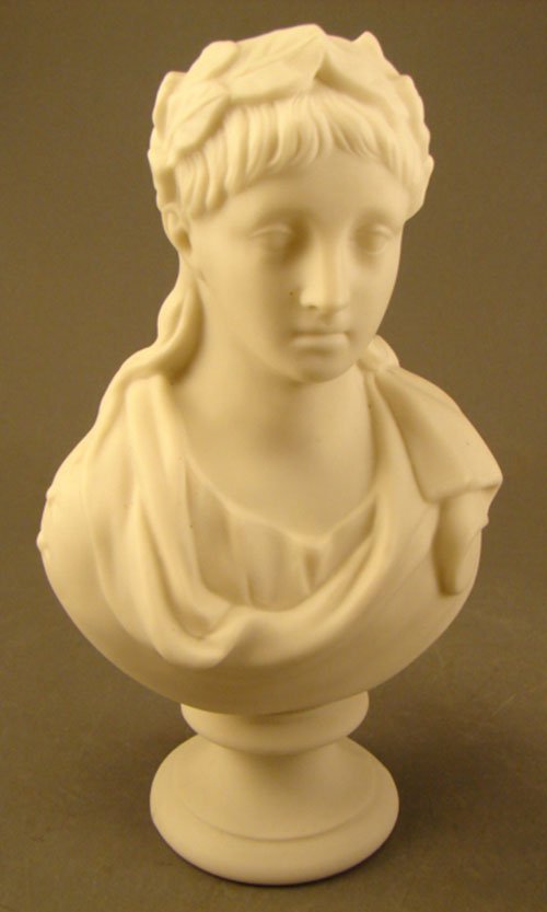 Two Antique Parian Porcelain Busts of Man and Wom - 4