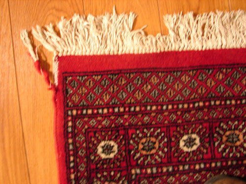 Oriental Persian Carpet. Approximately 6' x 3'6" - 4