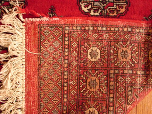 Oriental Persian Carpet. Approximately 6' x 3'6" - 5